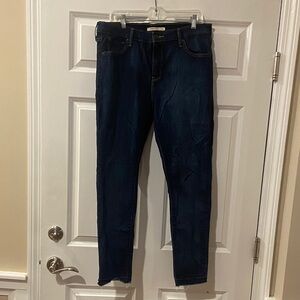 🧡 Women’s Levi’s high rise dark wash skinny jeans